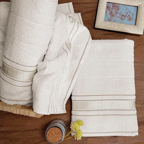 TOALHA FELPUDA AUREA