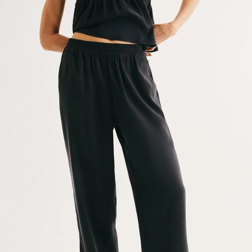 CALCA FEMININA RETA EM PECH TOUCH K6J0