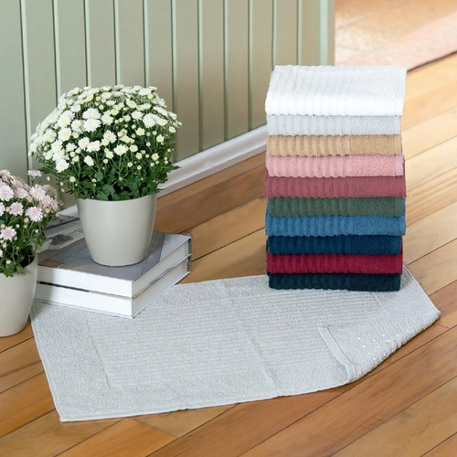 TOALHA PISO BASIC COM ANTIDERRAPANTE